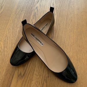 Karl Lagerfeld Patent Leather Flats. Black. Size 8